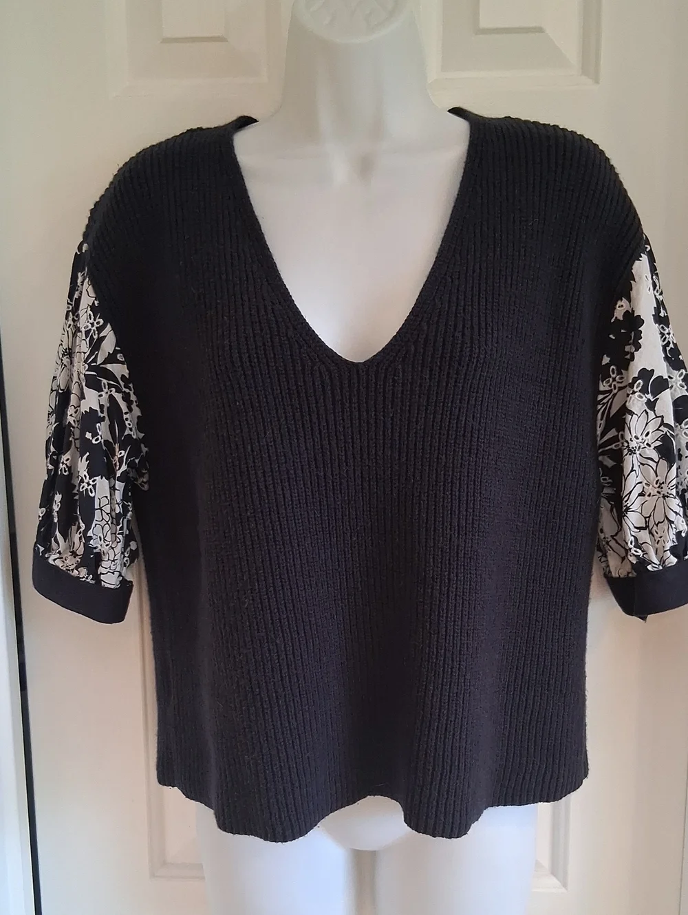 Ann Taylor Navy BLUE Puff Sleeve Sweater Small